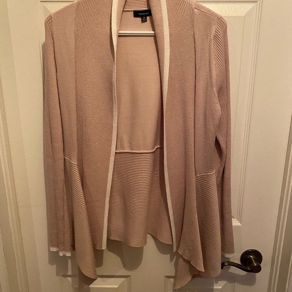 Cardigan - Picture 2 of 5